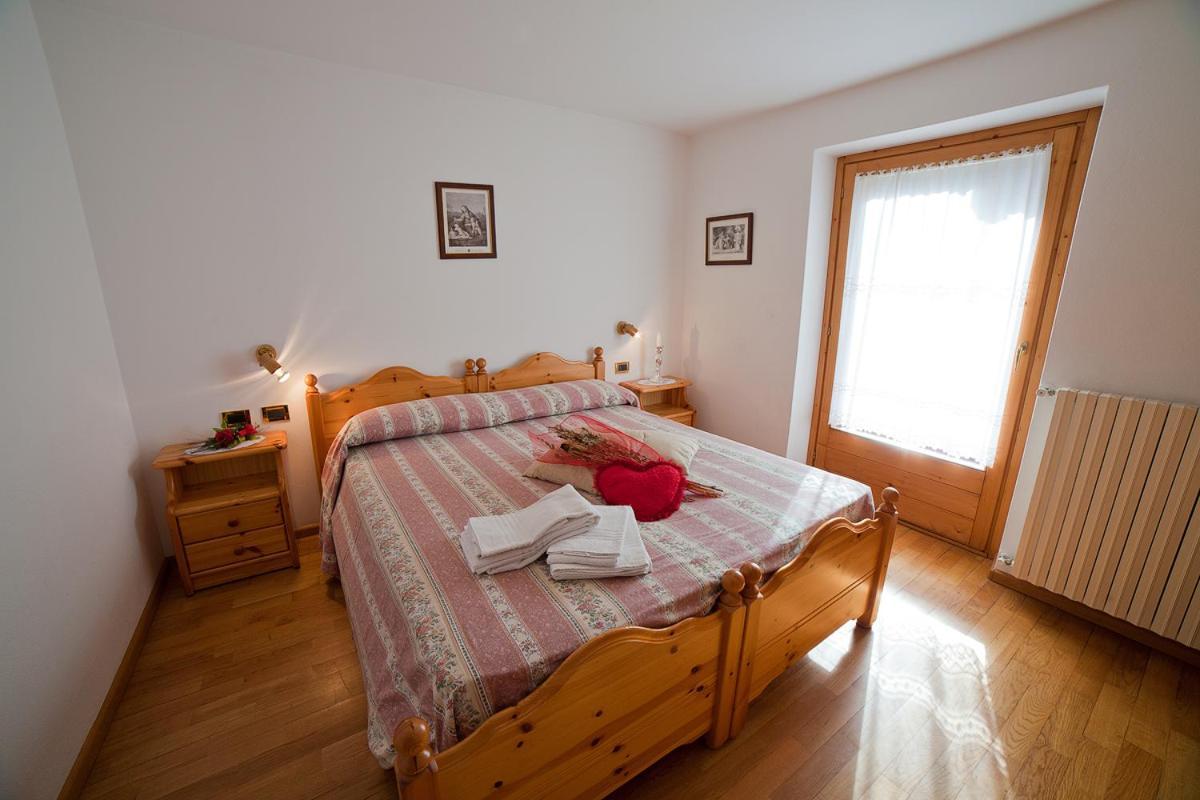 Chalet Bucaneve Santa Caterina Valfurva Exterior photo