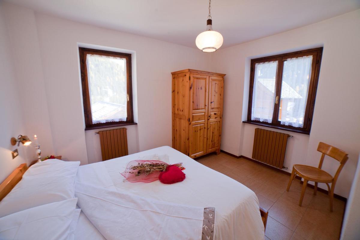 Chalet Bucaneve Santa Caterina Valfurva Exterior photo